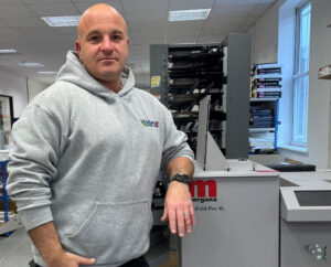 Kellmatt moves up to Morgana DigiFold Pro XL