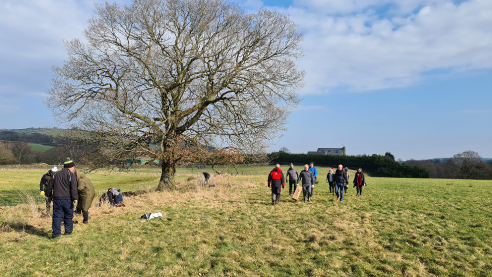 Premier and Customers Help to create new Hedgerows in West Yorkshire