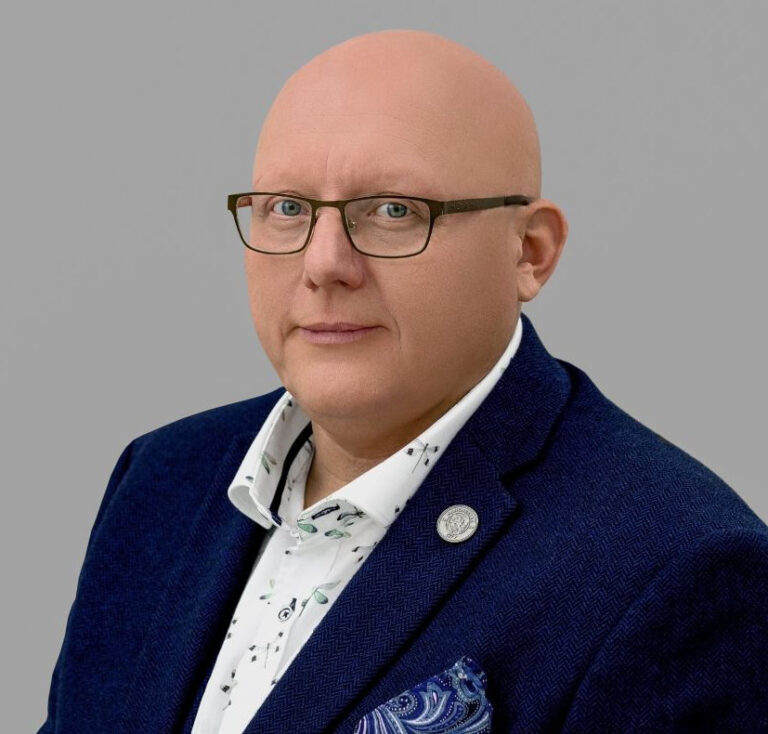 Shaun Holdom as Marketing Manager – Wide Format Inkjet Systems