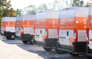 rising delivery expectations increase pressure on online fulfilment and parcel services